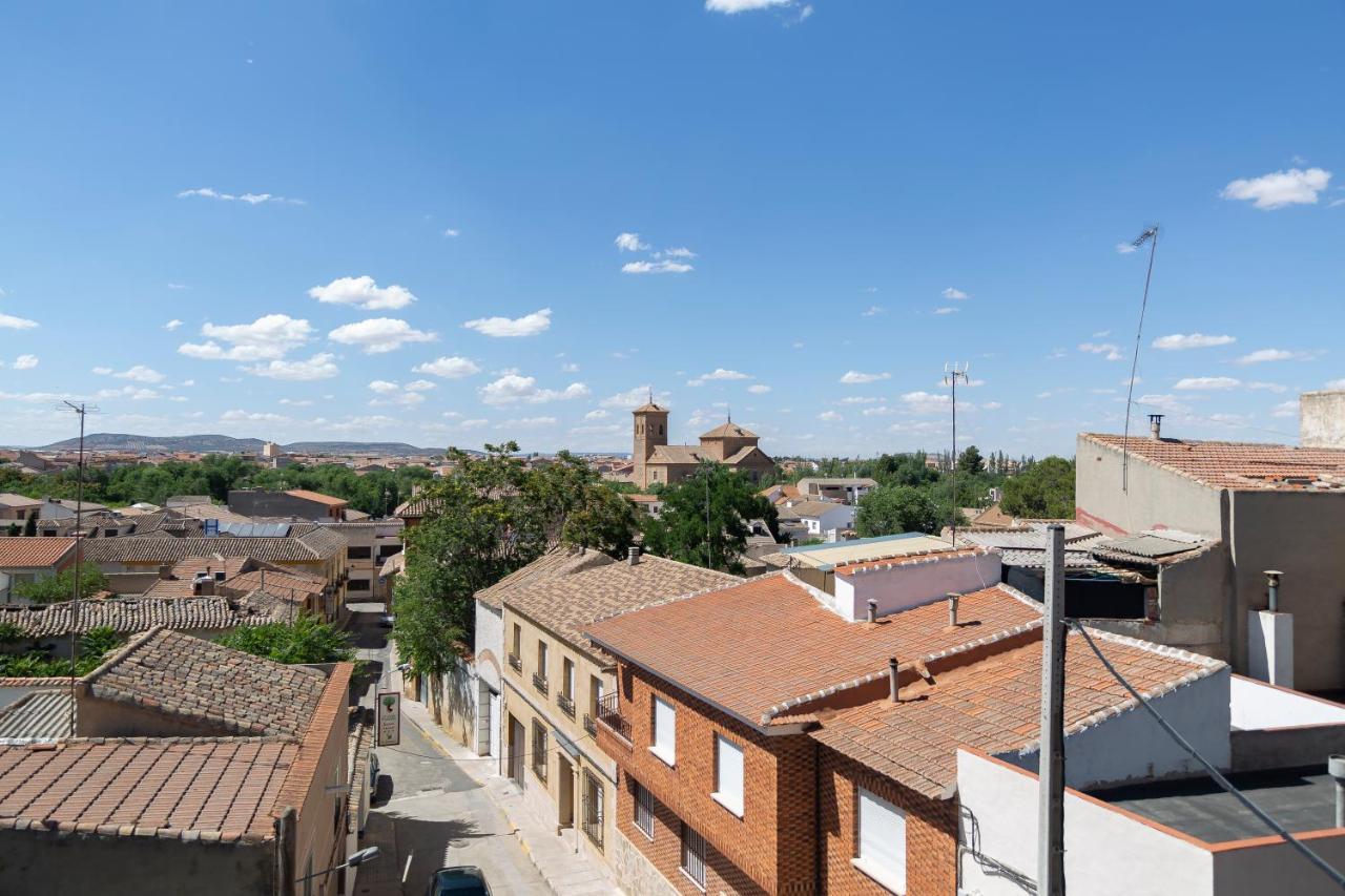 Apartamentos Oncemolinos Con Desayuno Consuegra Bagian luar foto