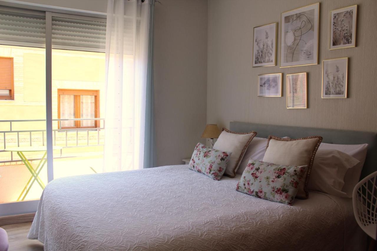 Apartamentos Oncemolinos Con Desayuno Consuegra Bagian luar foto