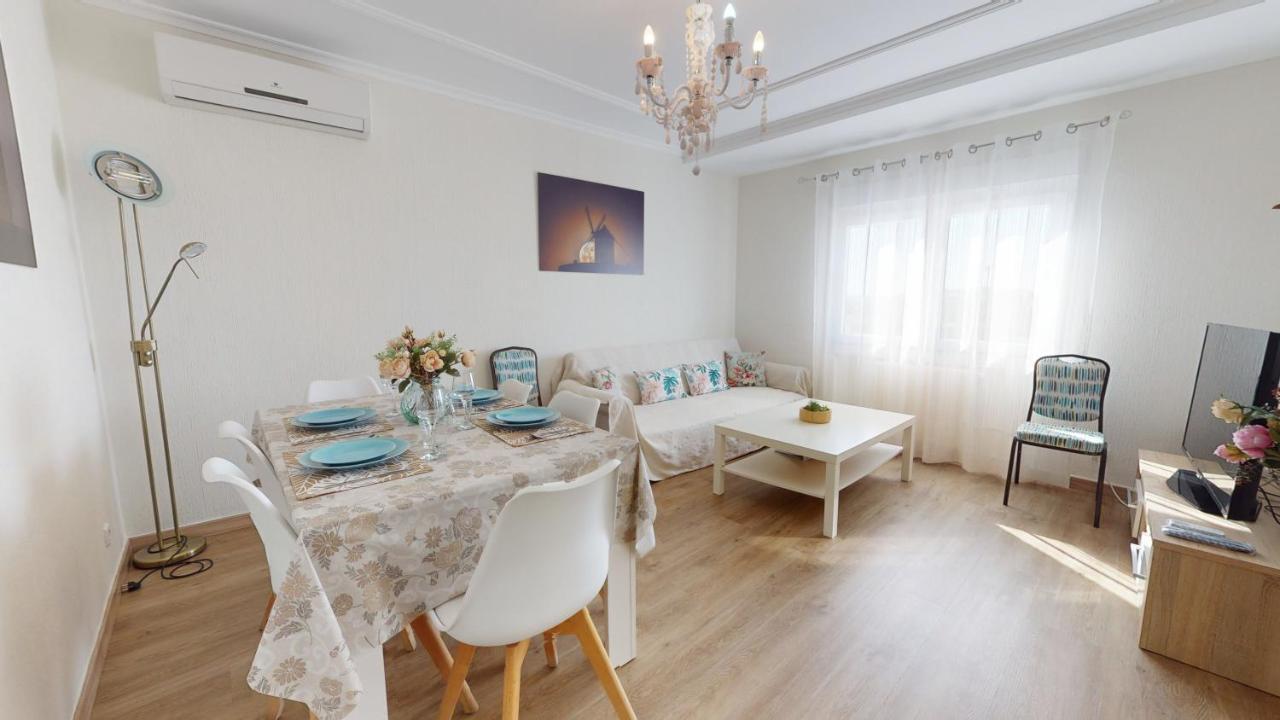 Apartamentos Oncemolinos Con Desayuno Consuegra Bagian luar foto