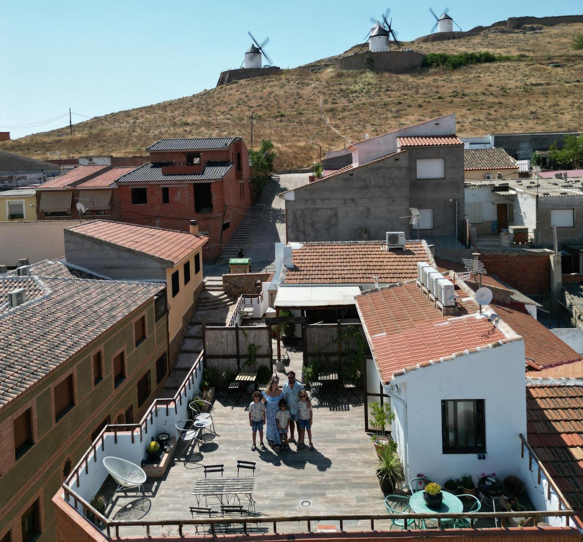 Apartamentos Oncemolinos Con Desayuno Consuegra Bagian luar foto